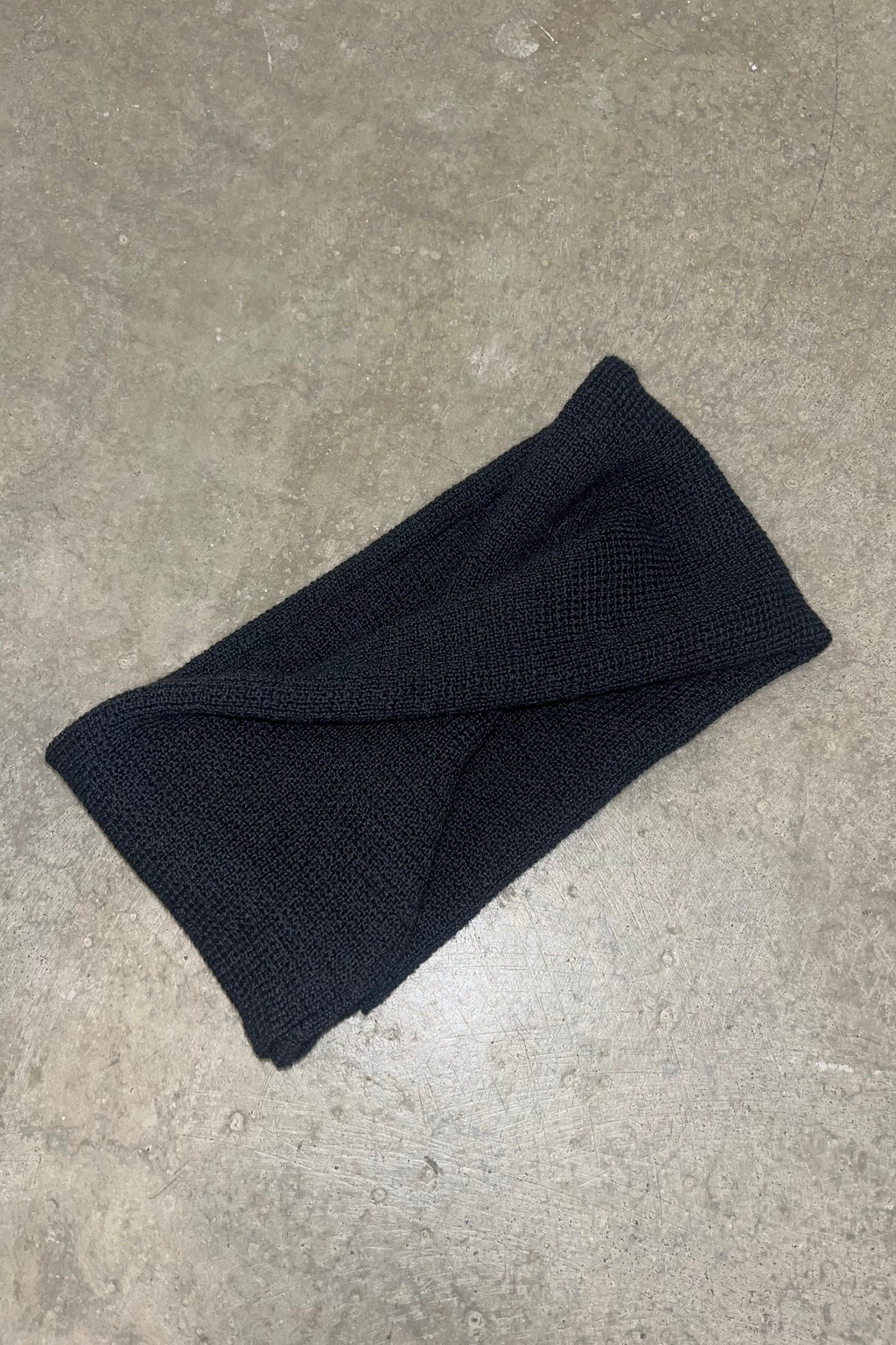 Eyrnaband með snúning - Fleiri litir  -40%